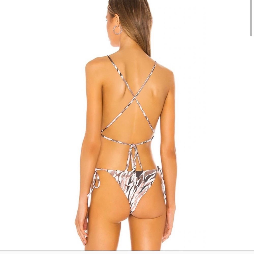 Frankie’s Bikinis Mackenzie bottoms Tiger print M